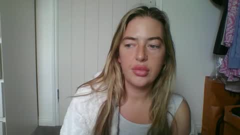 rubyredxxxoxxx online show from May 10, 6:31 am