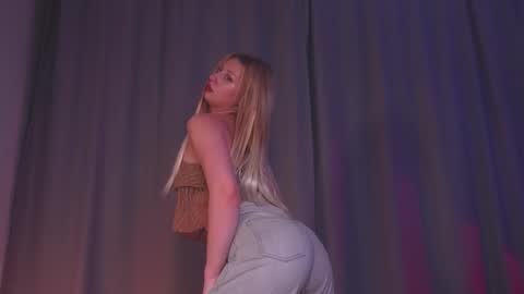 Mila online show from September 30, 5:01 pm