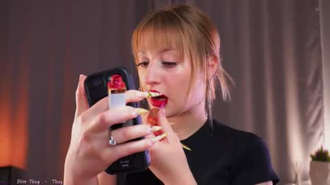 Mila online show from March 18, 3:18 pm