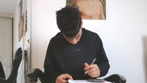  R U S S E L L  online show from February 26, 2:20 pm