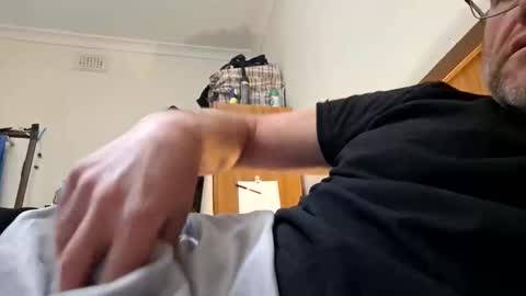 rustynuts95716 online show from April 23, 8:32 pm