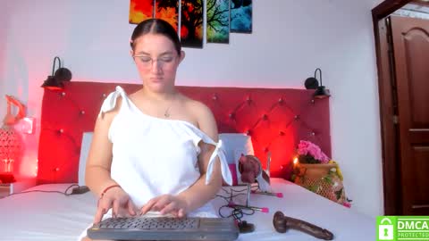 Ruth online show from December 22, 2:46 pm