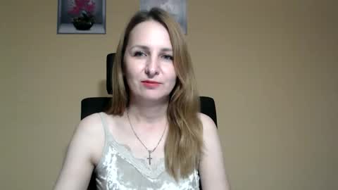 Ruth online show from June 10, 7:35 pm