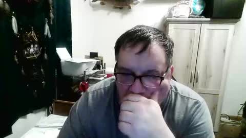 rwzar_1965 online show from April 10, 1:55 am