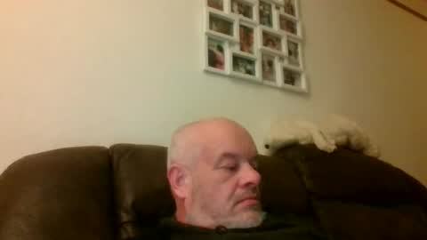 ryan5711 online show from April 17, 9:17 pm