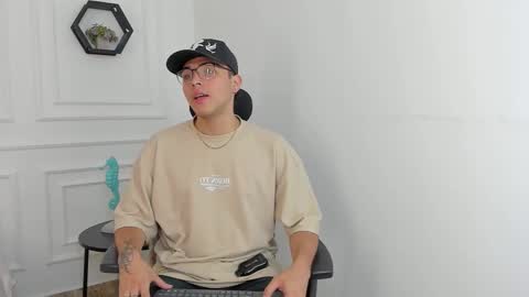 Ryan  online show from October 29, 3:25 pm