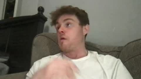 ryanhung_57 online show from April 28, 2:49 am