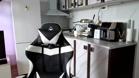 ryanstorm1 online show from December 5, 12:47 pm