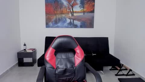 ryanwhite3 online show from February 15, 2:58 am