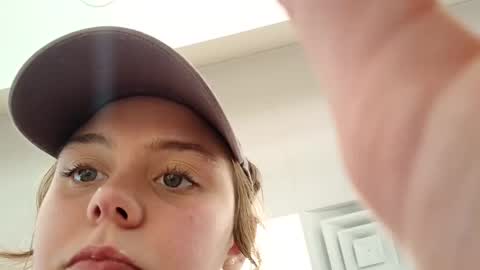 ryder393 online show from November 10, 6:43 pm