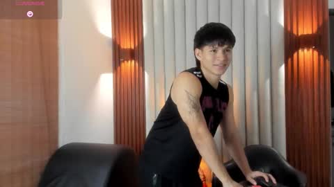 Snapshot of ryo_kush chatting on October 6, 4:19 am Ryo Kush online show from October 6, 4:19 am