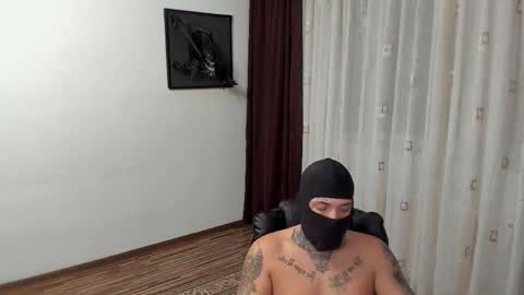 s1nmaster online show from October 31, 8:20 pm