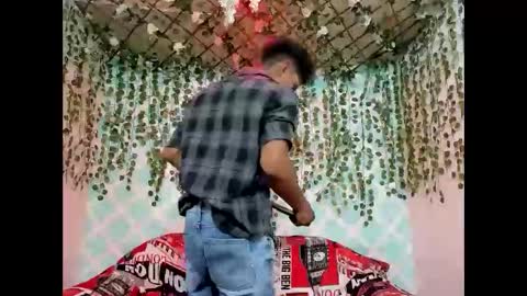 s_d_b_hot online show from April 13, 8:46 pm