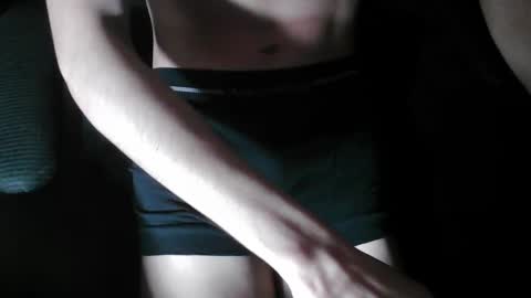 Max online show from November 4, 6:53 pm