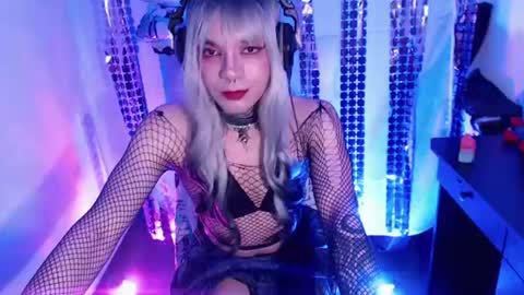 Isabella online show from July 23, 1:58 am
