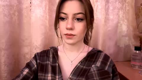 Mika online show from December 17, 5:41 pm