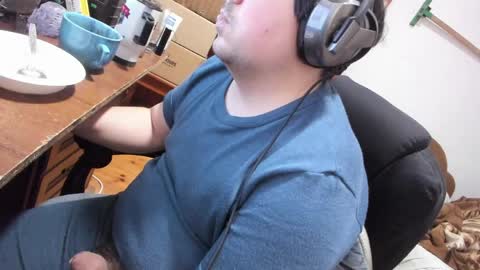 1141323  my Lord Mister Max   moms treasure online show from April 6, 2:53 am