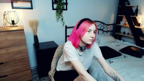 Sabrina online show from December 18, 7:25 am