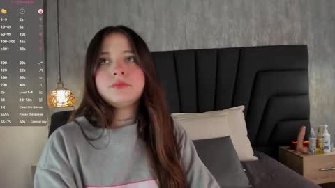 Snapshot of sabrina_lennox chatting on March 7, 7:38 pm Sabrina Maria online show from March 7, 7:38 pm