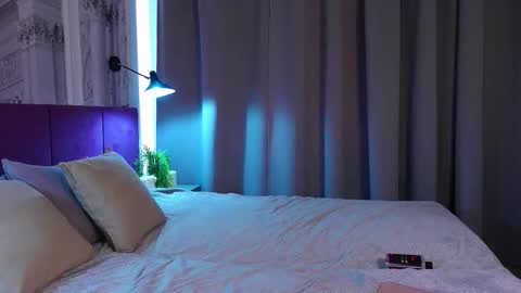 Sabrina online show from March 28, 1:34 pm