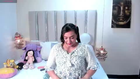 Sabrina Vantress online show from March 24, 9:04 am