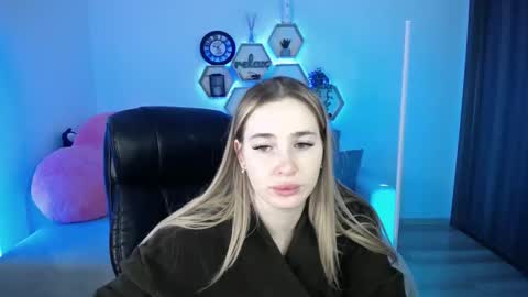 Sabrina Violet online show from January 19, 9:19 am