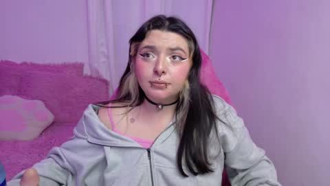 Ig  online show from April 5, 10:51 pm