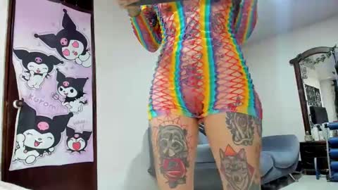    online show from November 5, 11:51 pm