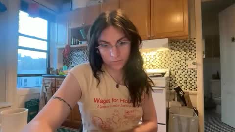 Sadie online show from February 16, 10:30 pm