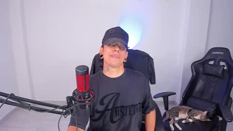 saenz_hotx online show from January 8, 1:00 am