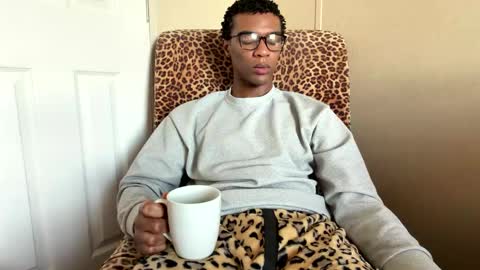 Saeonyx online show from November 17, 9:50 pm