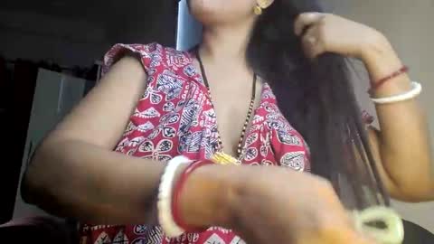 Queen Archana online show from December 4, 8:17 am