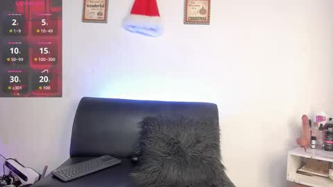   online show from November 25, 4:44 am