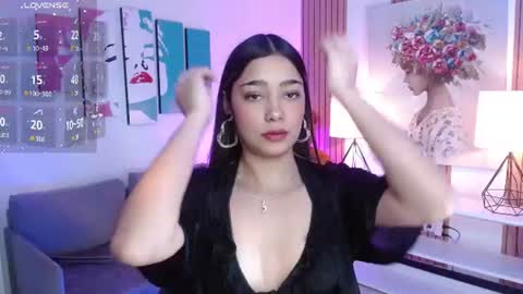 Hailey jonnes online show from July 5, 12:12 pm