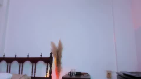 Sindy Scott online show from December 5, 6:28 pm