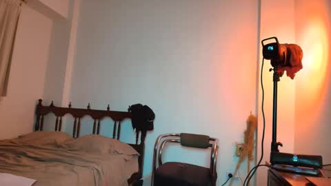 Sindy Scott online show from February 6, 10:56 pm