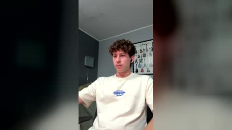 saint_nott online show from April 12, 5:33 am