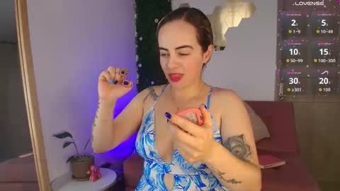 sairy_ online show from March 27, 3:46 pm