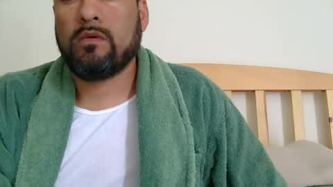 sal cumplaciente online show from April 20, 5:49 pm