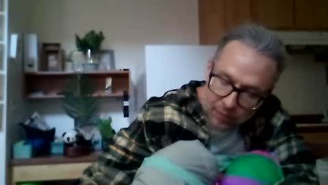 salis1981 online show from October 16, 11:25 pm