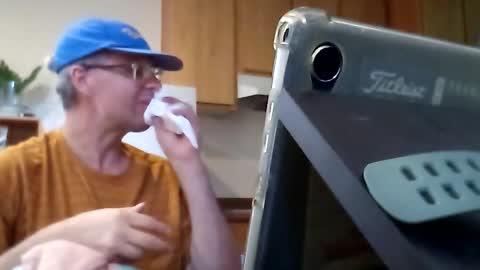 salis1981 online show from November 1, 10:31 pm