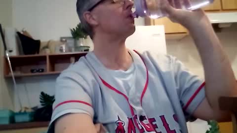 salis1981 online show from October 27, 5:24 pm