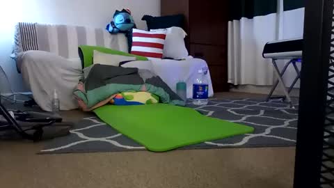 salis1981 online show from February 15, 2:58 am