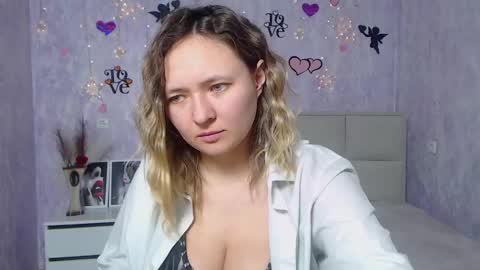 Sally online show from February 26, 10:04 pm