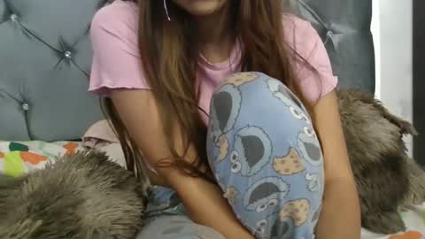 salome_parra21 online show from May 21, 3:02 am