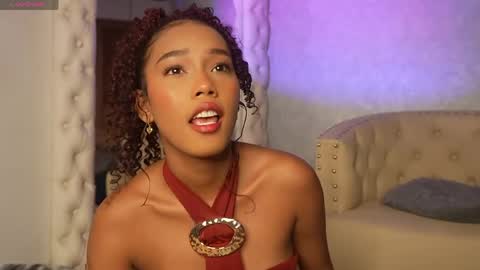 Salome online show from April 18, 1:35 pm