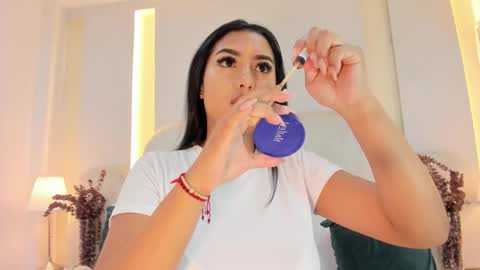   online show from December 1, 8:18 pm