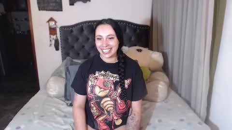 yenny online show from March 11, 3:42 am