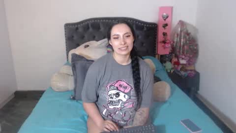 yenny online show from October 11, 5:45 am