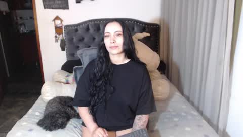 yenny online show from April 23, 3:58 am